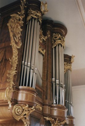 Orgel von der Seite
